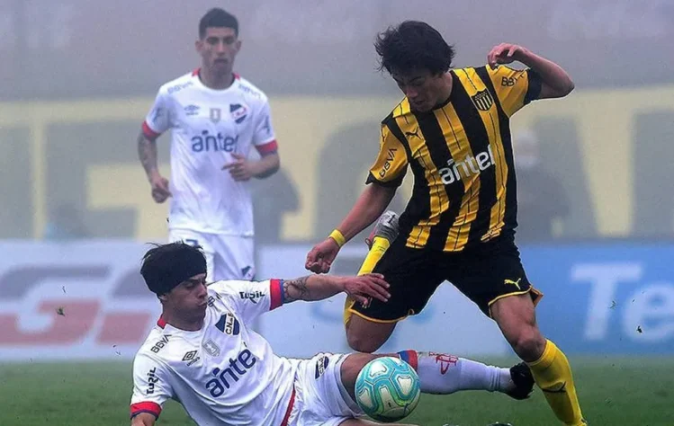 17. Nacional x Peñarol