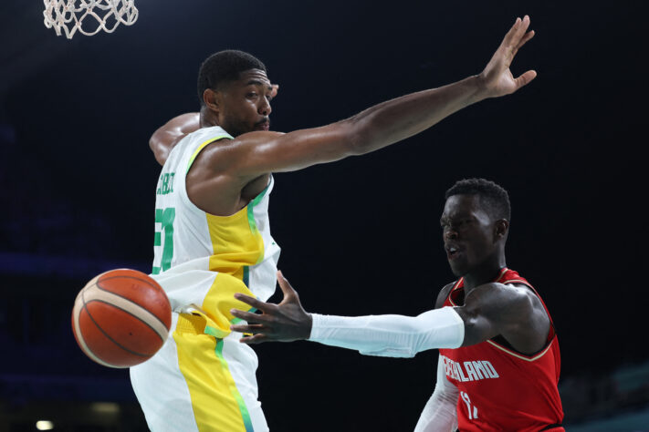 O brasileiro Bruno Caboclo despertou interesse do Cleveland Cavaliers após grande desempenho nas Olimpíadas e pode retornar à NBA. A seguir, confira todos os brasileiros que já jogaram na liga.