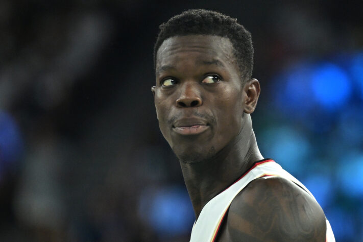 4º - Dennis Schröder (Alemanha): 103 pontos (17.2 por jogo)