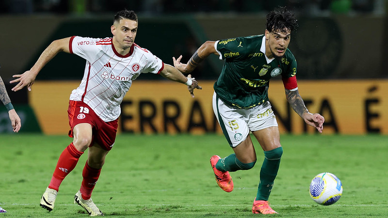 Internacional x Palmeiras - domingo, às 17h (hora de Brasília): empate por 1 a 1. 