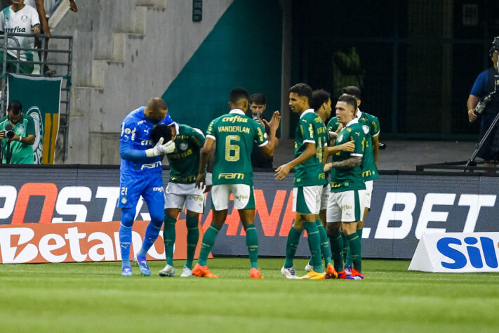 Palmeiras - 13 participações 