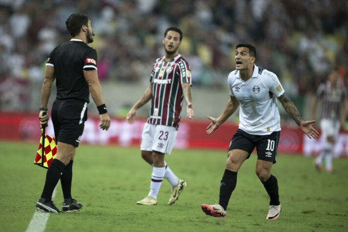 Libertadores 2024 - Oitavas de final - Ida: Grêmio 2x1 Fluminense - Volta: Fluminense 2x1 Grêmio - Pênaltis: Fluminense 4x2 Grêmio