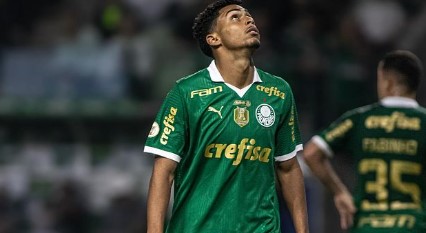 Luighi (18 anos) - Disputou três partidas com o elenco profissional e marcou seu primeiro gol, em partida contra o Flamengo, no Brasileirão 2024