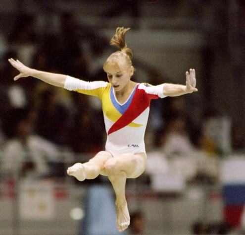 Simona Amânar, da Romênia, com sete medalhas