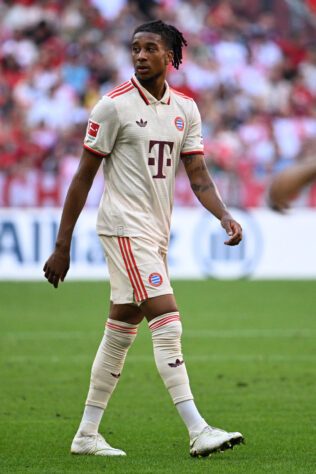 Michael Olise (atacante) ➡️ Bayern de Munique: € 53 milhões