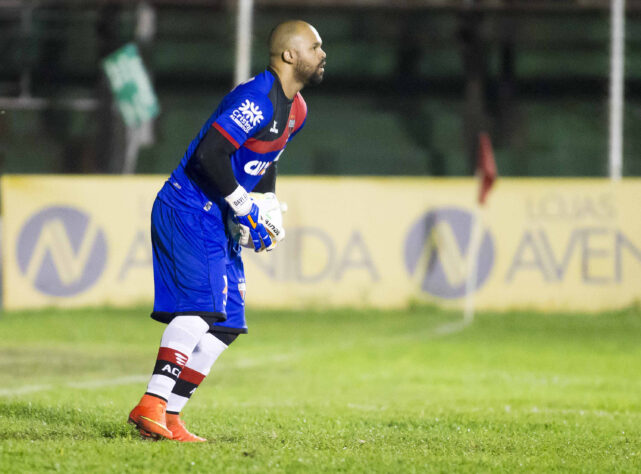 5. Márcio (Atlético-GO) – 43 gols