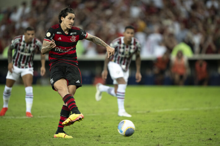 Flamengo: sofreu seis pênaltis e converteu cinco (83,3% de aproveitamento)