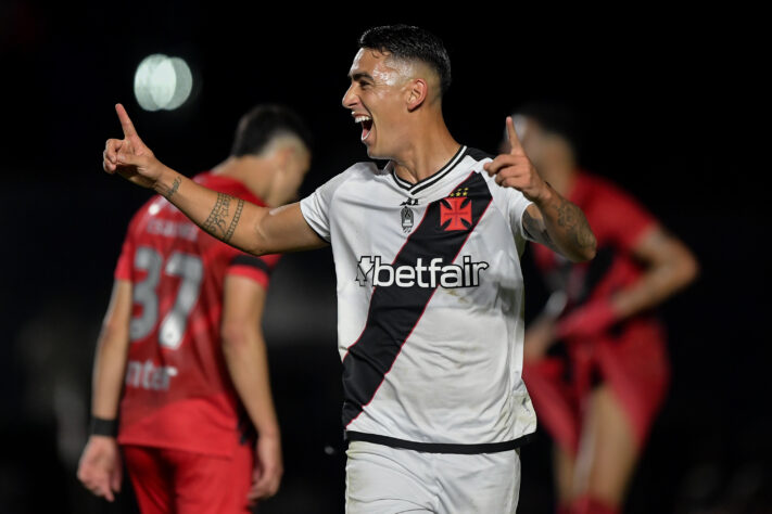 Vasco 2x1 Athletico-PR (primeiro jogo da Copa do Brasil pelas quartas))