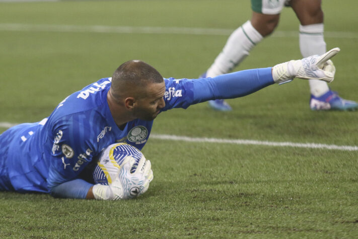 Pontos somados contra esses adversários no primeiro turno:  Botafogo - 21 pontos/ Palmeiras - 19 pontos/ Fortaleza - 22 pontos