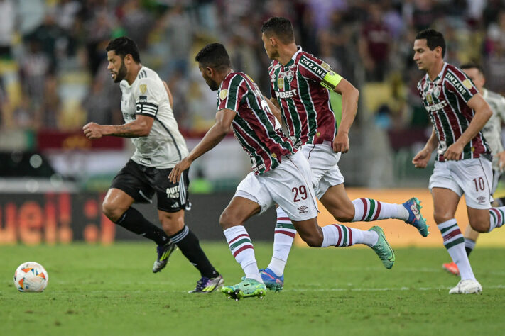 Fluminense e Atlético-MG se enfrentam, nesta quarta-feira (25), às 19h (de Brasília), na Arena MRV, pelo jogo de volta das quartas de final da Libertadores. Por isso, o Lance! listou 10 jogadores que já defenderam ambas as equipes; veja