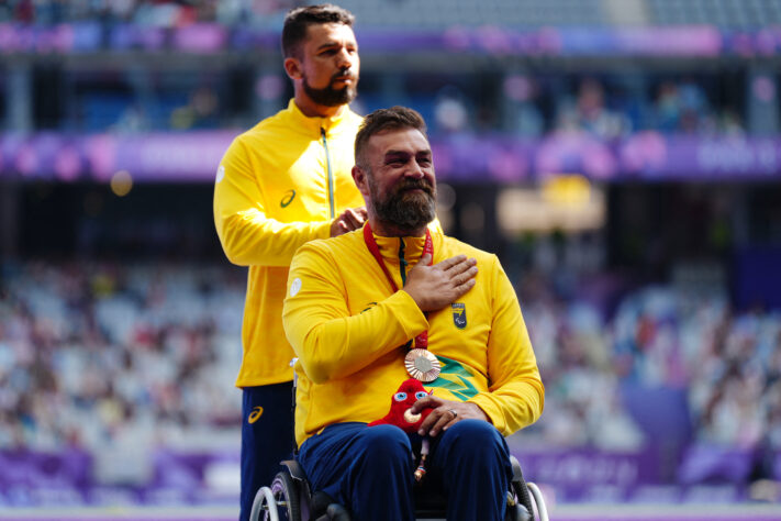 1: 400 Medalhas - Com a conquista do Bronze por André Rocha, no lançamento de disco da classe F52, o Brasil chegou à marca de 400 medalhas na história.