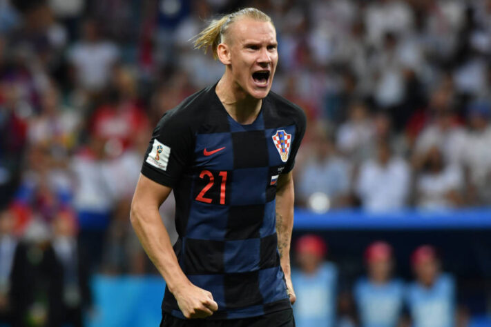 Domagoj Vida - se aposentou da Croácia, e atua no AEK, da Grécia