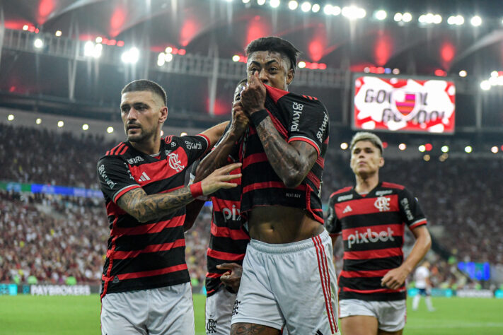 Flamengo x Peñarol: Flamengo se classifica com o placar agregado de 4 a 2 