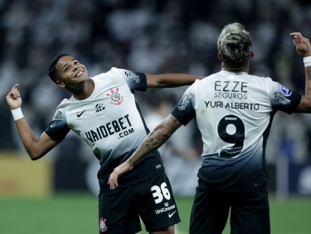 Fase de grupos (5ª rodada), Corinthians 4x0 Argentinos Juniors - 9' e 43' Yuri Alberto, 41' Wesley Gassova, 90 + 2' Vera (COR)