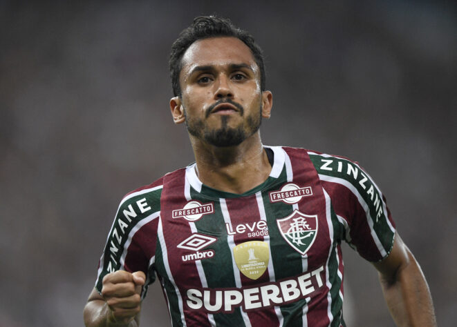 Lima comemora o gol do Fluminense sobre o Atlético-MG