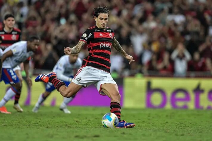 Pedro fez de pênalti o único gol do Flamengo na derrota para o Fortaleza, por 2 a 1, no Campeonato Brasileiro. O Leão sofreu um gol do atacante nesta temporada.