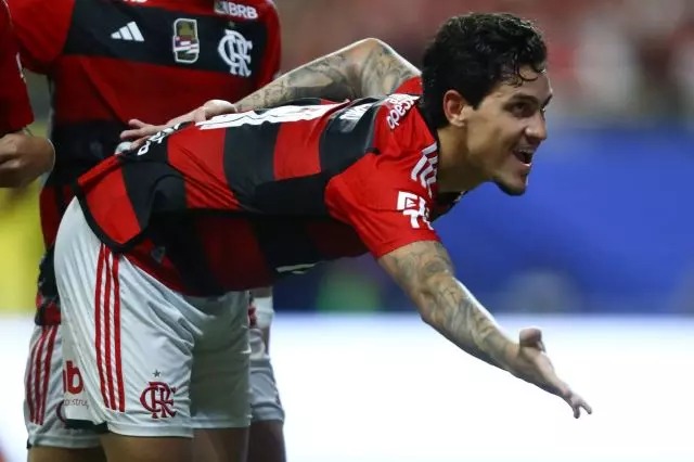 Pelo Campeonato Carioca, o Audax foi uma das vítimas de Pedro, que fez um dos gols da goleada por 4 a 0 na Arena Amazônia. Este foi o único gol do atacante sobre a equipe nesta temporada.