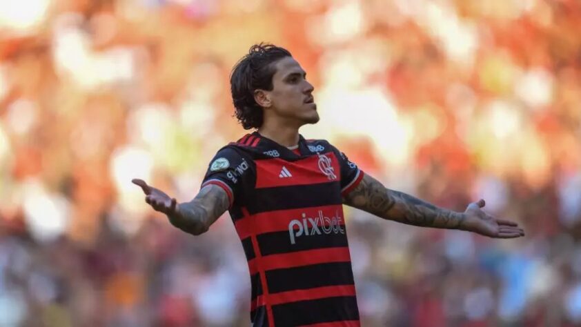 Pedro fez um dos gols do Flamengo na vitória por 2 a 0 contra o Atlético-GO, pelo Brasileiro. O Dragão sofreu dois gols do atacante nesta temporada.