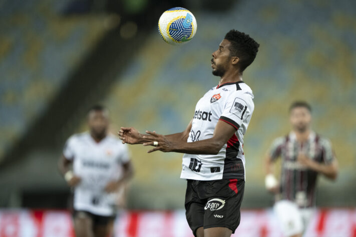 Willian Oliveira (Vitória)- sofreu dois pênaltis