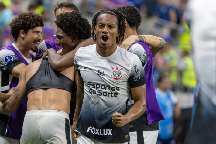 Corinthians enfrenta o Fortaleza pelo jogo de volta das quartas de final da Sul-Americana. Veja os últimos duelos entre as duas equipes: