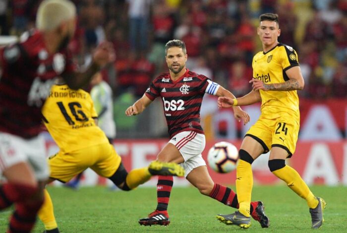 Flamengo x Peñarol: relembre todas os confrontos entre as equipes