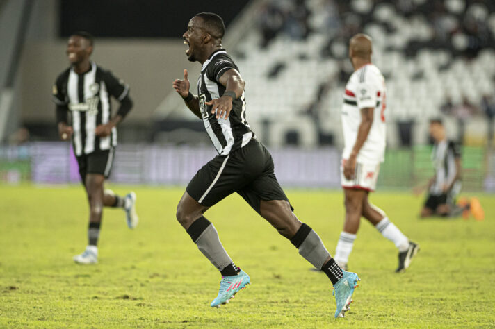 Botafogo 1x0 São Paulo (Brasileirão 2022)