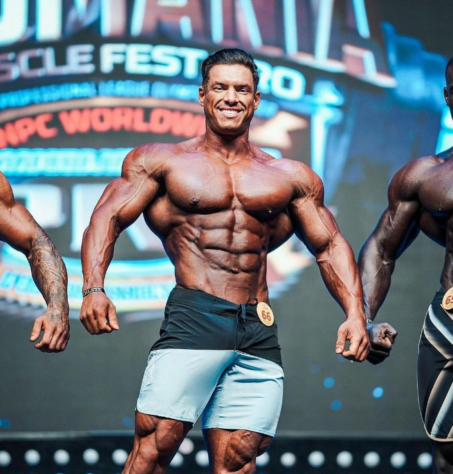 Carlos de Oliveira (Men's Physique Olympia)