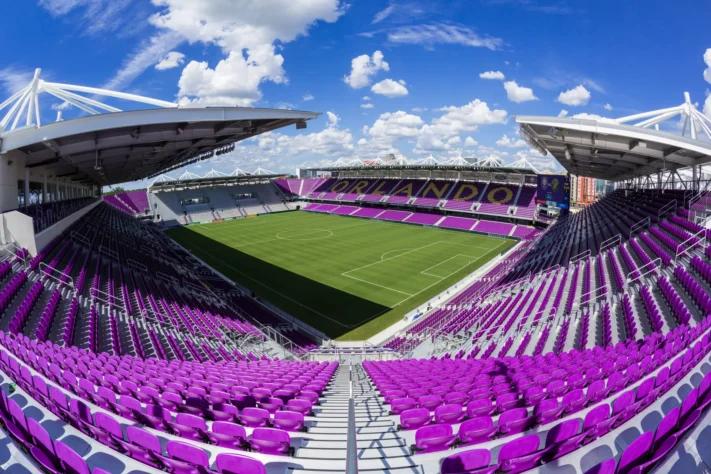 Inter&Co Stadium (Orlando, Flórida) - Capacidade: 25.000 - Casa do Orlando City, da MLS, e do Orlando Pride, da NWSL, torneio feminino de futebol do país.