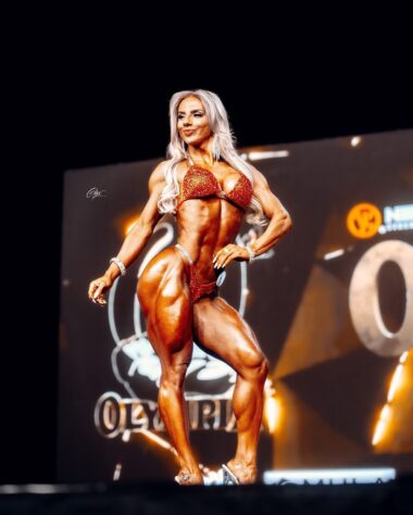 Isa Pereira - 1º lugar na categoria Women's Wellness no Olympia 2024