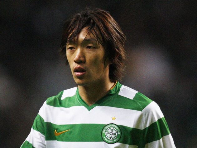 10. Shunsuke Nakamura (japonês) - 61 gols