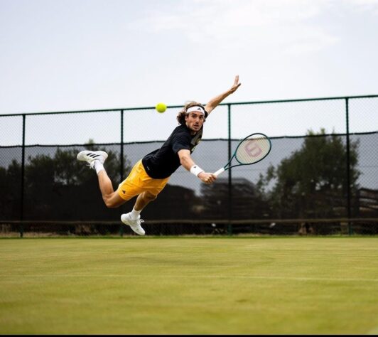 10° Stefanos Tsitsipas (Grécia) - US$ 31,7 milhões (R$ 177 milhões)