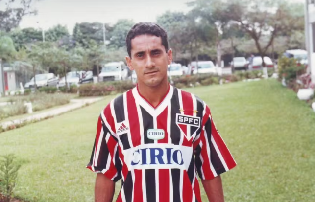 Eterno Zé Carlos! Relembre os últimos cinco times que o lateral defendeu