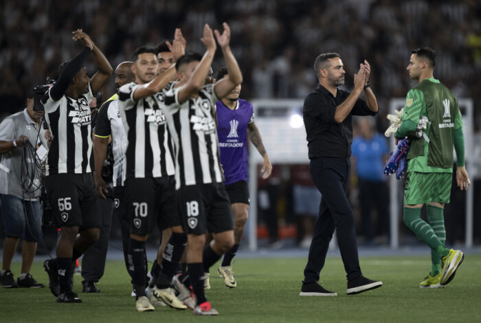 Botafogo iguala marca entre as maiores goleadas em semifinais da Libertadores; relembre