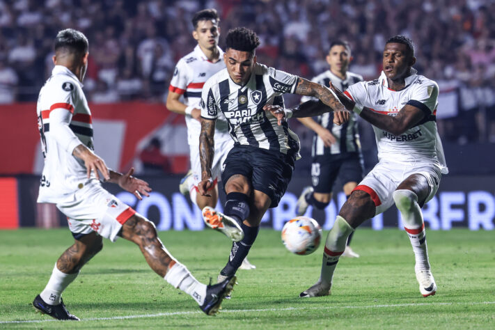 Quartas de final - Jogo ida - 18/09/2024: Botafogo 0 x 0 São Paulo