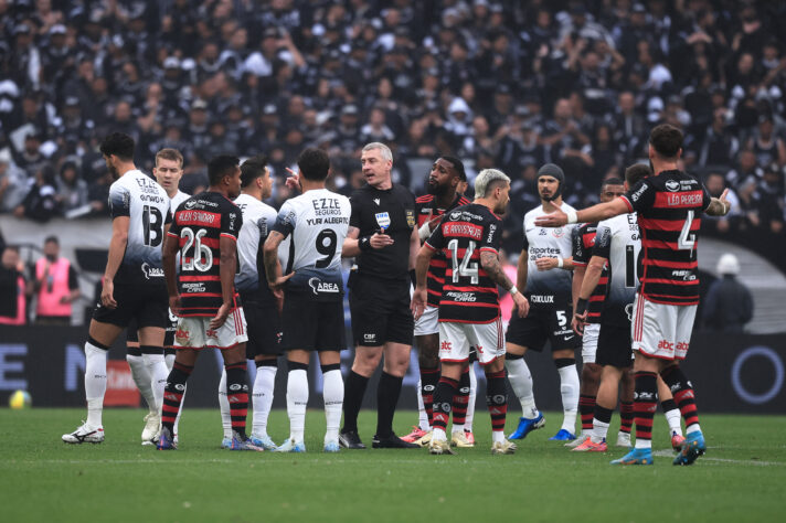 Na Copa do Brasil deste ano, o Corinthians foi superado pelo Flamengo na semifinal. Placar: 1a0 na ida dentro do Maracanã e 0a0 na Neo Química Arena. 