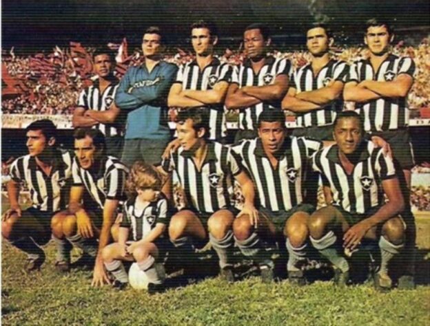 Ferreti (Botafogo), quando o campeonato ainda se chamava Taça Brasil em 1968 com sete gols aos 19 anos