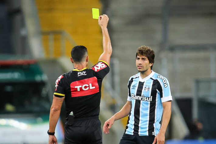 Grêmio - 71 cartões amarelos