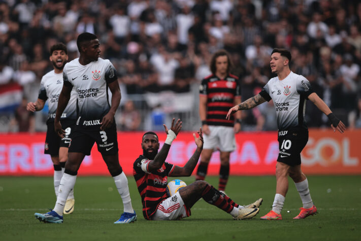 Jogo de volta - Palpite: Corinthians 1 x 1 Flamengo - O Corinthians tenta reagir em casa, mas o Flamengo consegue segurar a pressão. O Corinthians pode abrir o placar com um gol de Héctor, mas o Flamengo empata com Gabigol.