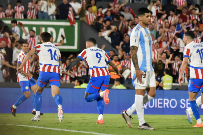 Sanabria comemorando seu gol sobre a Argentina