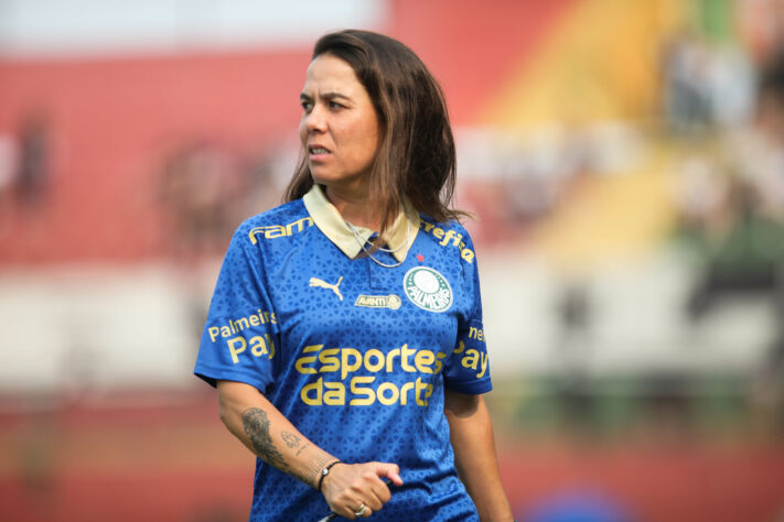 Treinadora: Camilla Orlando (Palmeiras)