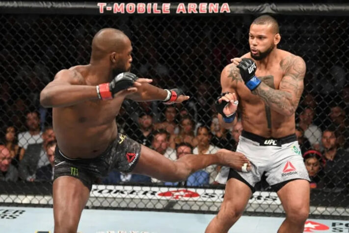 18- Thiago Marreta - UFC 239 - 6/7/2019 - Decisão dividida