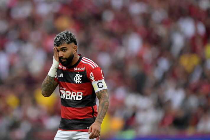 Gabigol - 2023/2024 - Pelo Flamengo, foram 306 jogos, 161 gols e 44 assistências