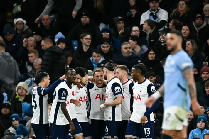 Mais um revés para o Tottenham. 4 a 0, em casa, pela Premier League.