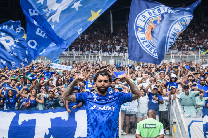 Gabigol é apresentado a torcida do Cruzeiro