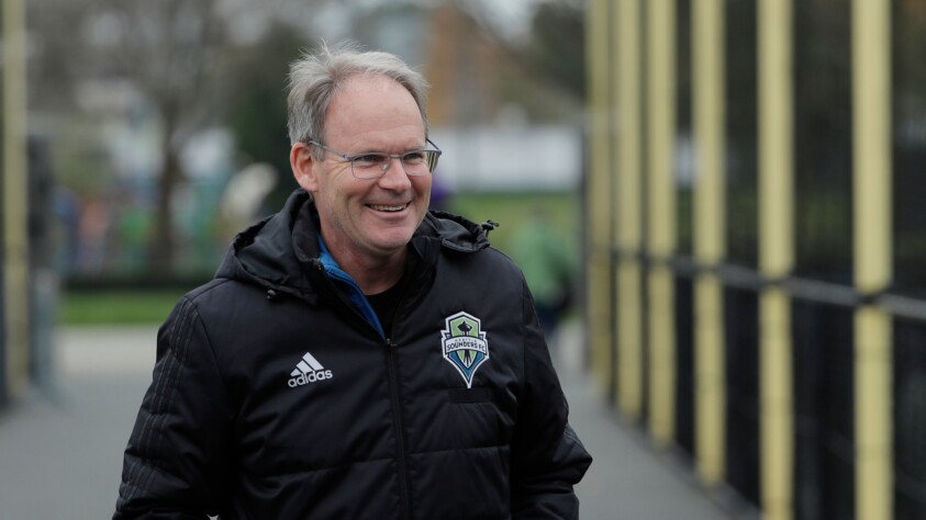 Brian Schmetzer (EUA), no Seattle Sounders (EUA) desde novembro/2016