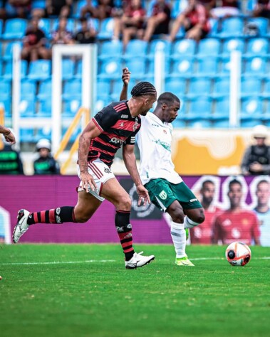 Domingo - 12 de janeiro - Flamengo 1x2 Boavista - Batistão