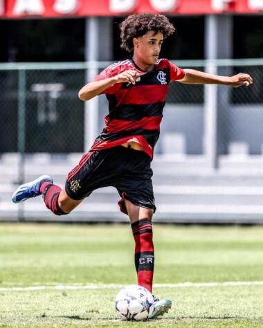 Ryan Roberto (Flamengo) - 16 anos - Atacante