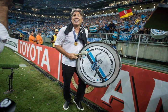 Ainda em torneios estaduais, Renato Gaúcho venceu em duas oportunidades a Recopa Gaúcha com o Grêmio, em 2019 e 2023.