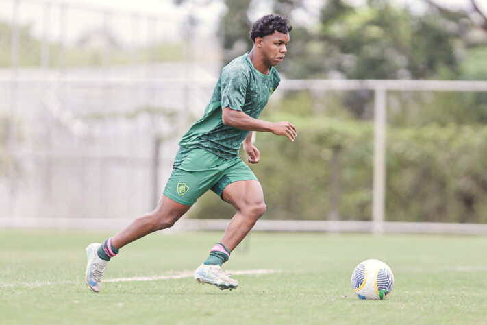 Wesley Natã (Fluminense) - 16 anos - Atacante