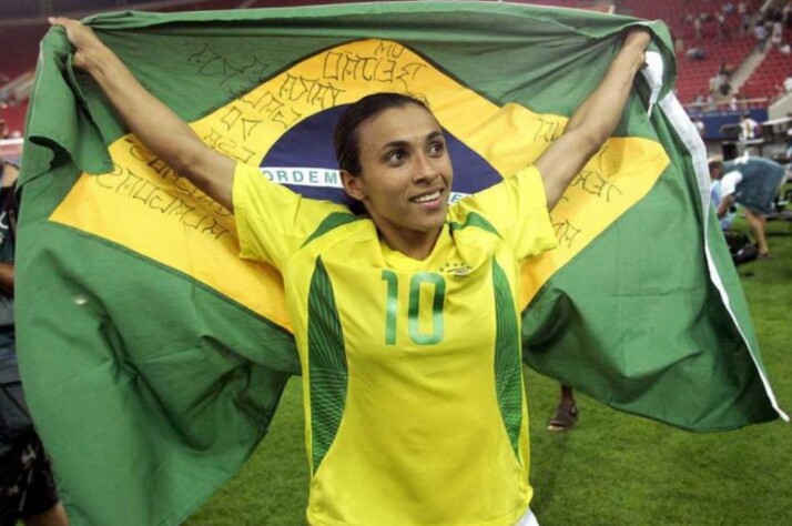 Marta estreou com a Amarelinha em Copas do Mundo com apenas 17 anos de idade